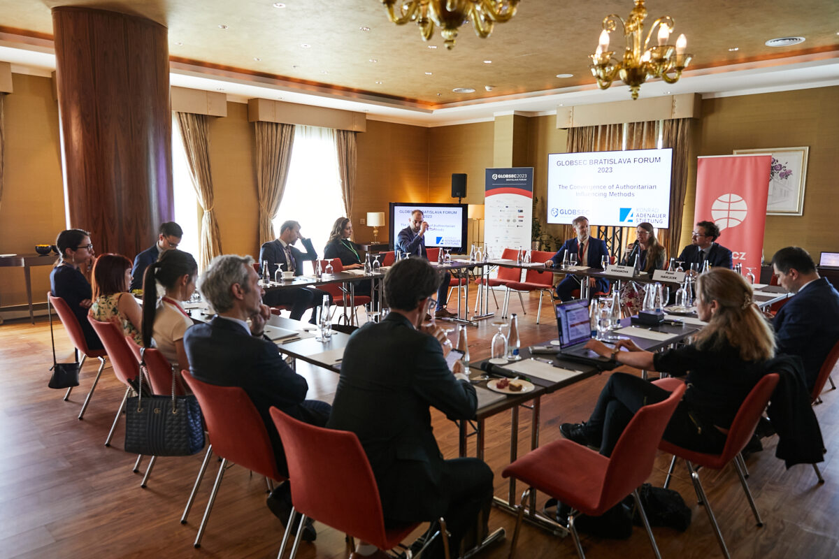 Participants brainstorming solutions to transatlantic security issues during a GLOBSEC 2024 Forum side session.